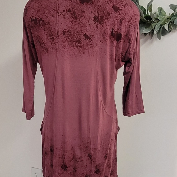 GILDED INTENT WOMEN'S BLOUSE - Picture 2 of 5